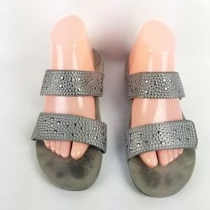 Vionic Women's Gray Silver Studded Sandals